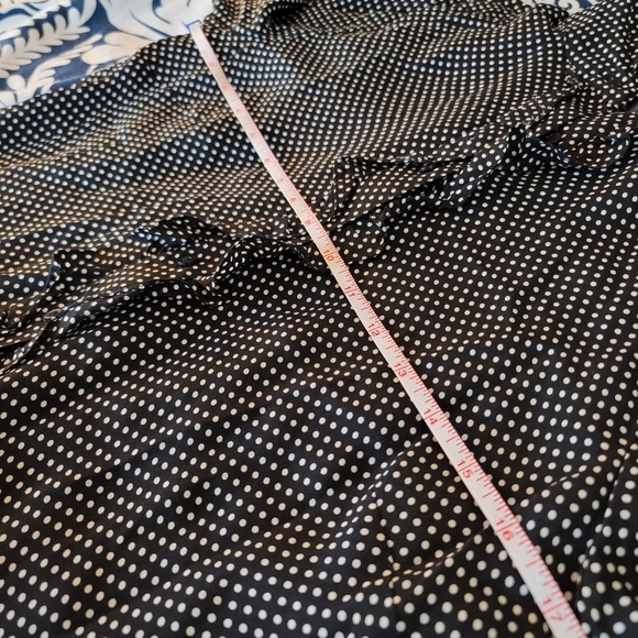 100% Silk Button Down Blouse - Picture 4 of 6